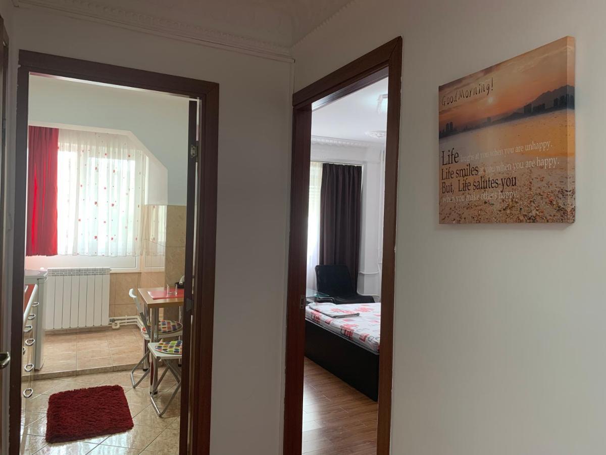 Center Apartment Галац Экстерьер фото