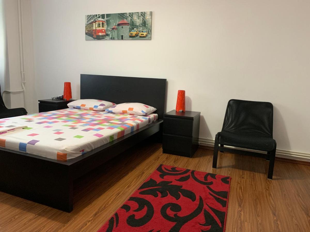 Center Apartment Галац Экстерьер фото
