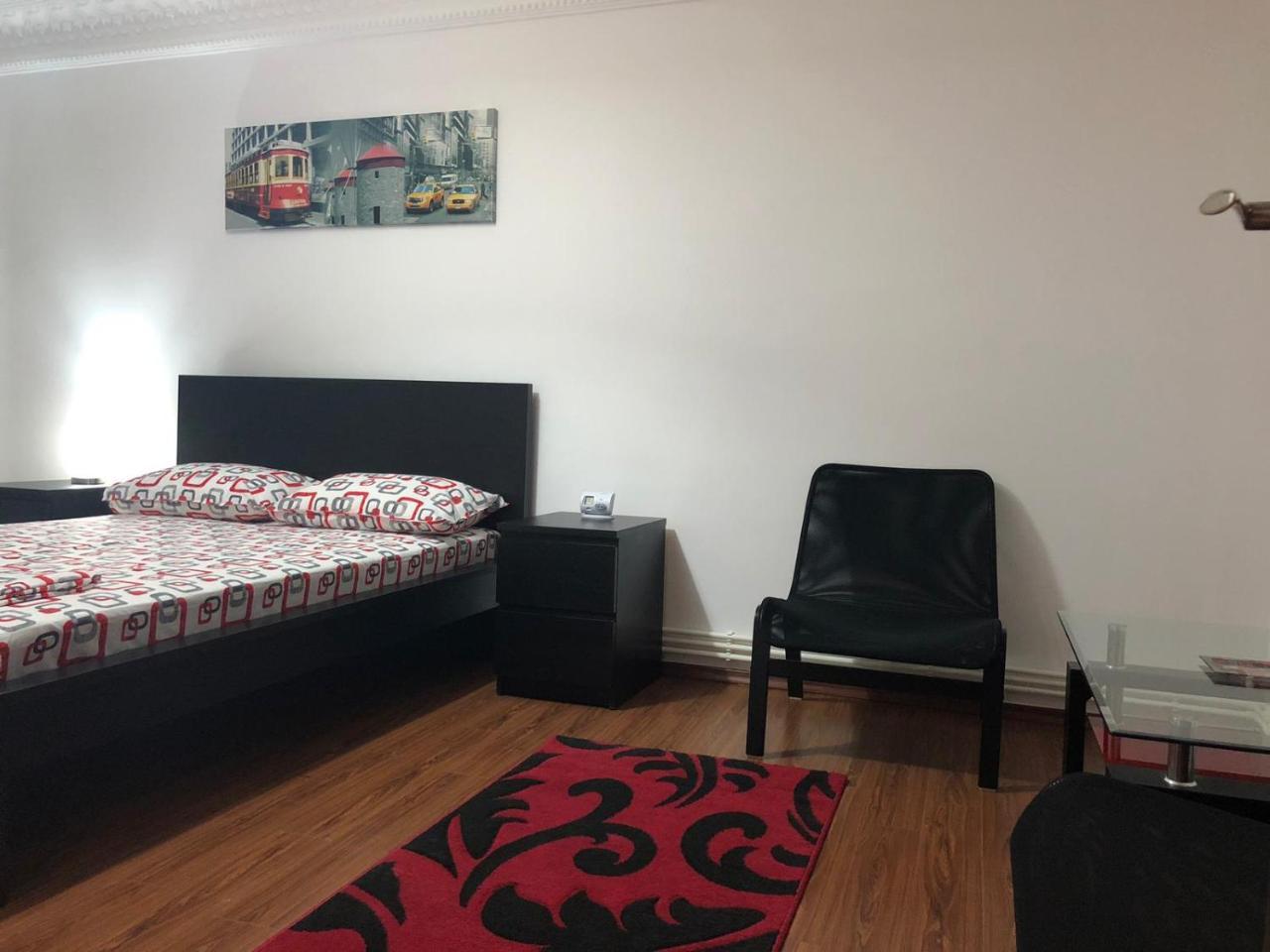 Center Apartment Галац Экстерьер фото