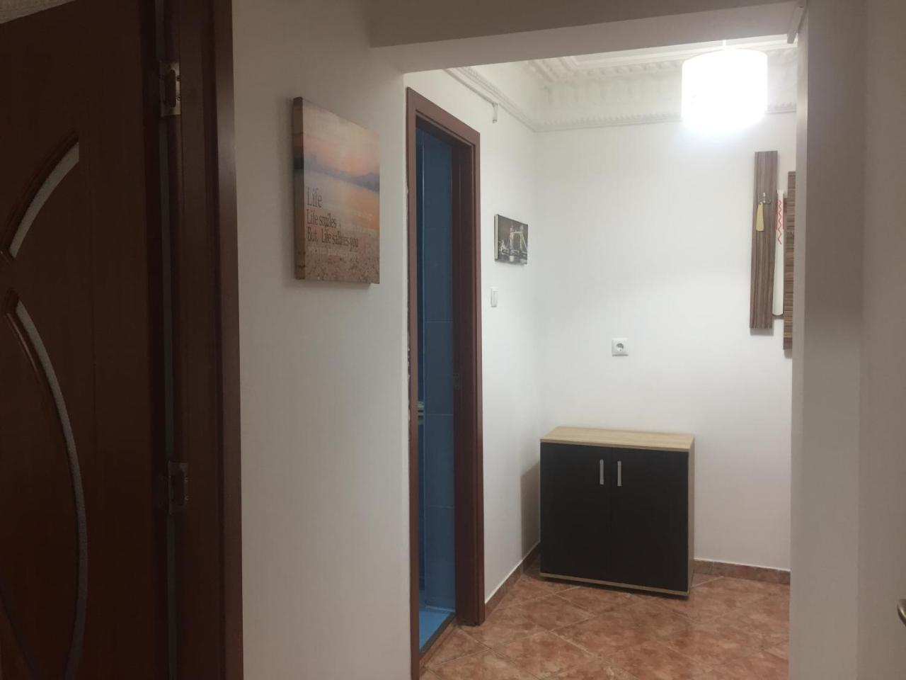 Center Apartment Галац Экстерьер фото