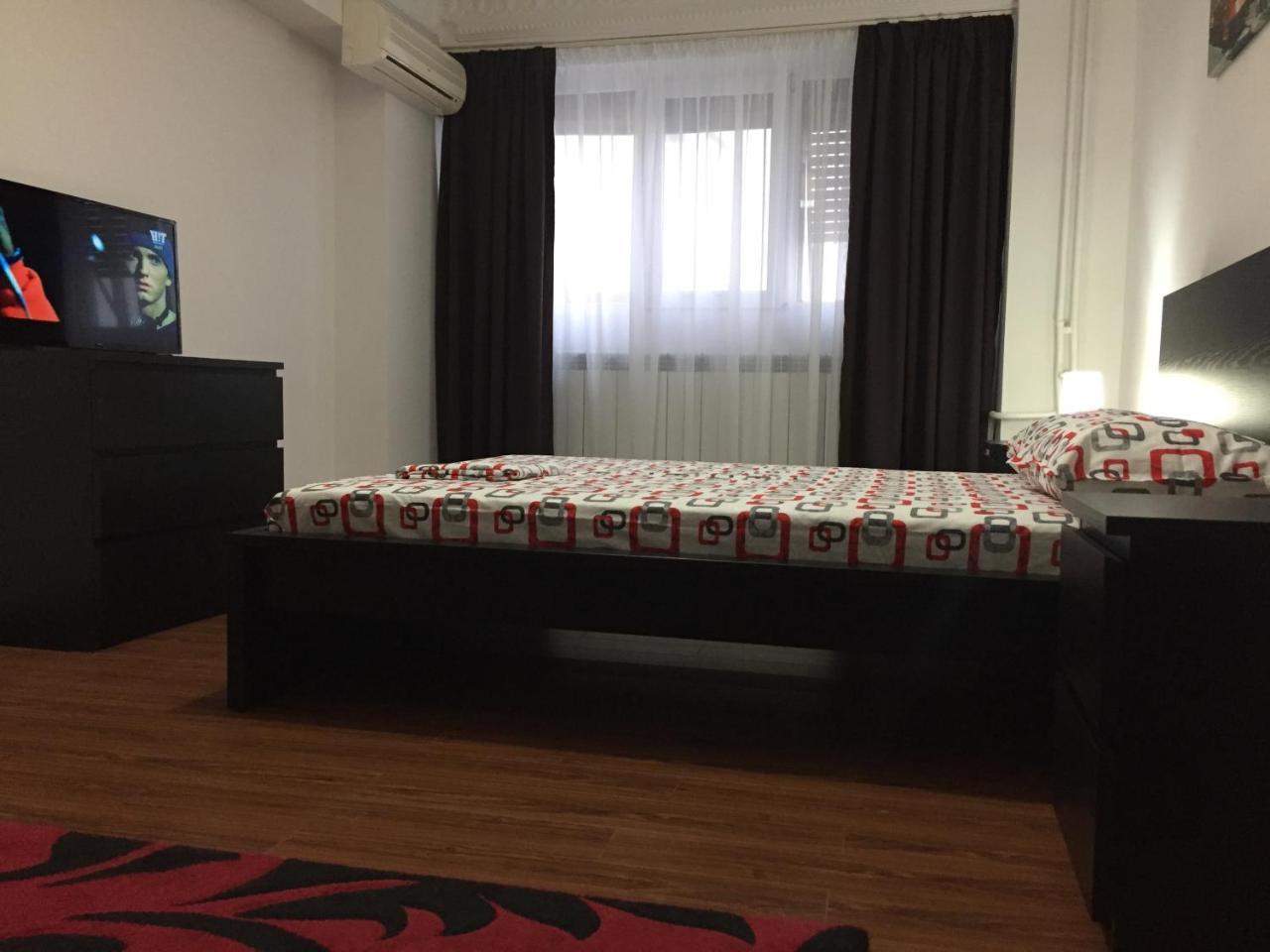Center Apartment Галац Экстерьер фото
