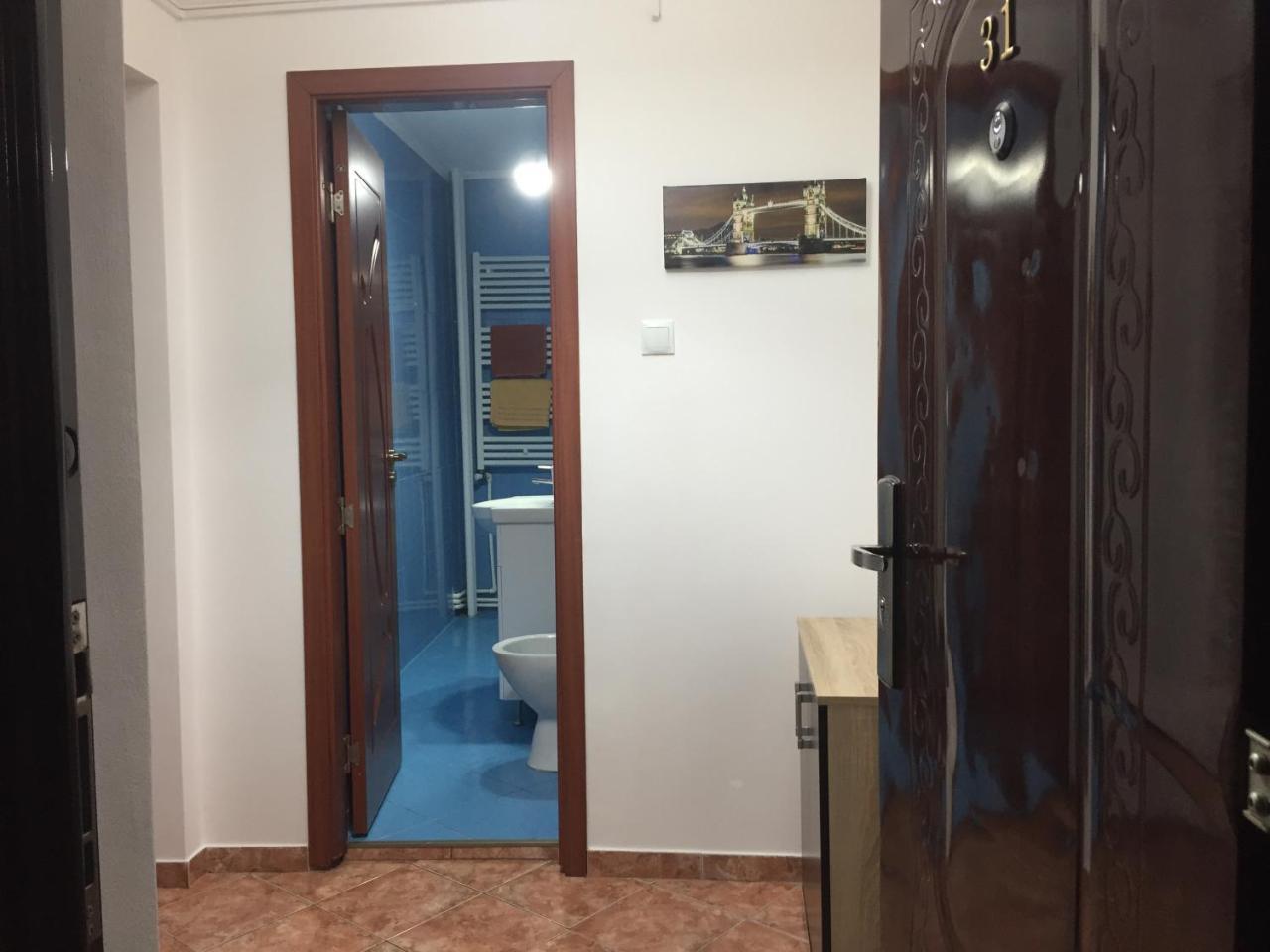 Center Apartment Галац Экстерьер фото