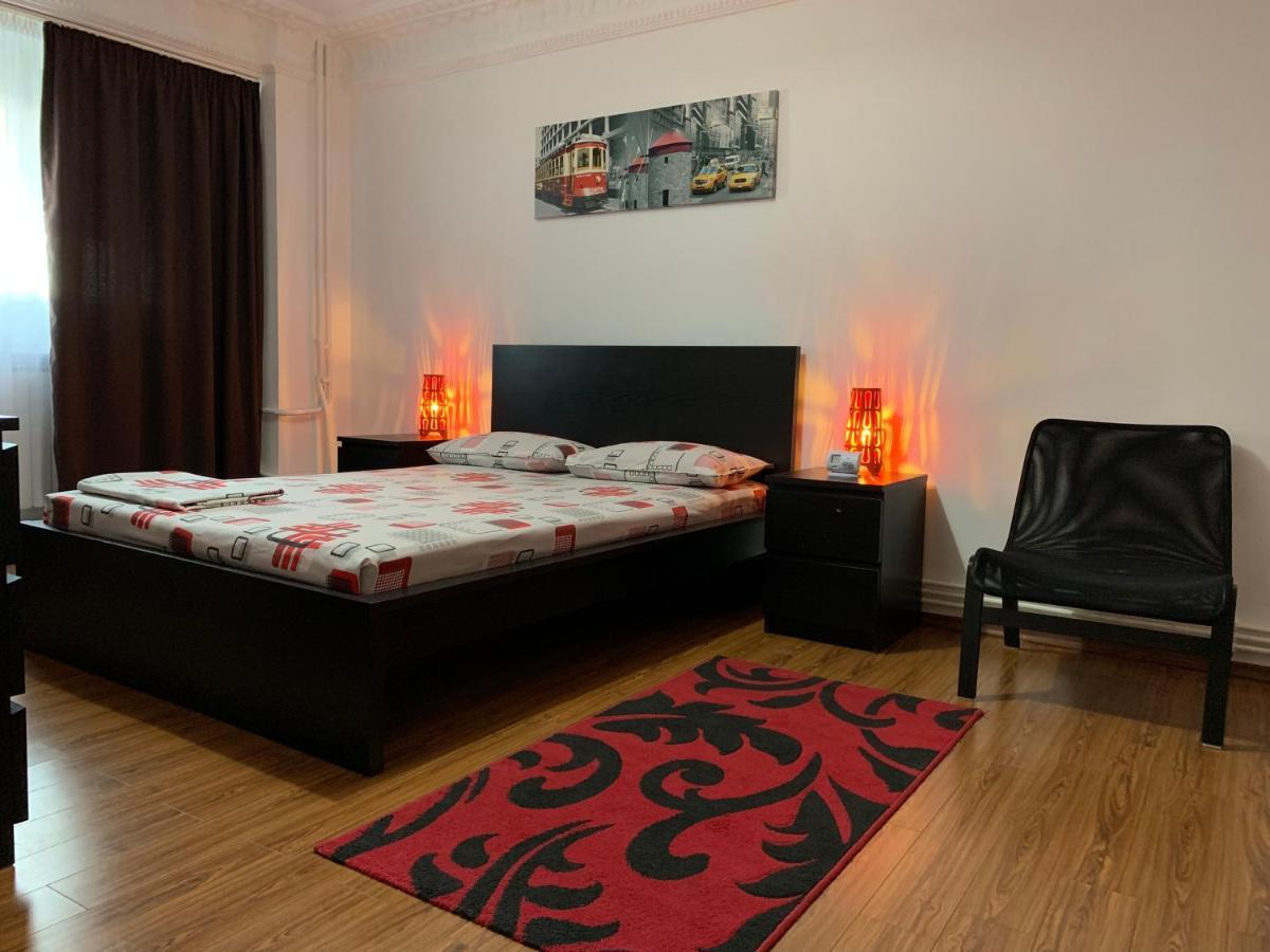 Center Apartment Галац Экстерьер фото
